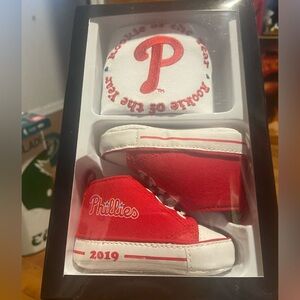 Philadelphia Phillies Sneakers and Bib Set